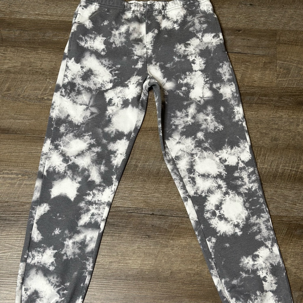 Grayson Threads Gray And White Sweats